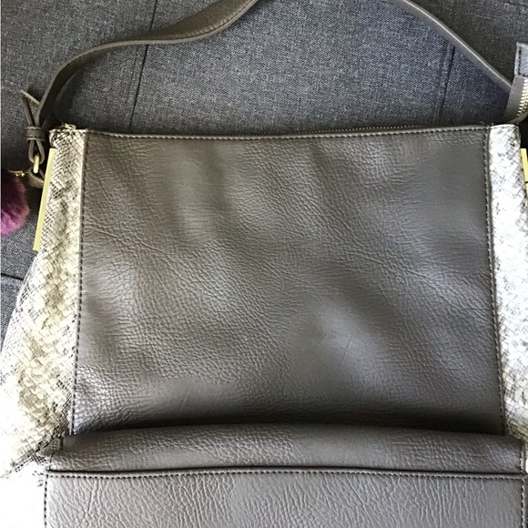 Olivia and joy gray tote bag - Picture 2 of 6